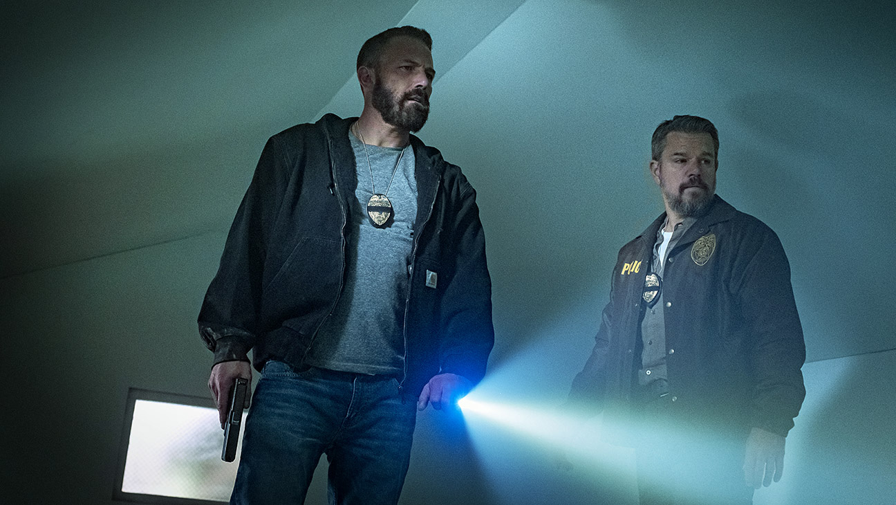 (L to R) Ben Affleck as Detective Sergeant J.D. Byrne and Matt Damon as Lieutenant Dane Dumars in The Rip.