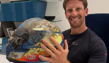 Romain Grosjean just reunited with the melted Formula 1 helmet that saved his life 5 years ago