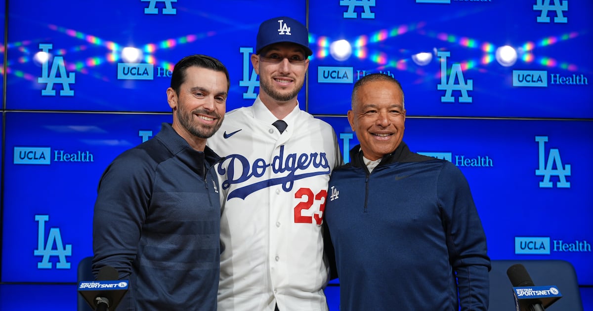 Kyle Tucker says Dodgers' pursuit of 3-peat made decision 'easier'