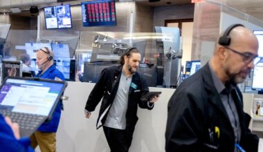 Markets today: Wall Street recovers