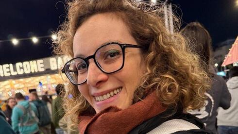 mother says told to stop breastfeeding at Tel Aviv kosher