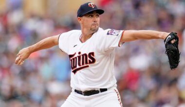 Report: Aaron Sanchez, Royals agree to minor-league deal