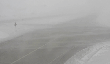 RCMP closes part of Trans-Canada Highway as winter conditions worsen - Winnipeg