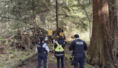 B.C. RCMP help 71-year-old find shelter after 14 years unhoused