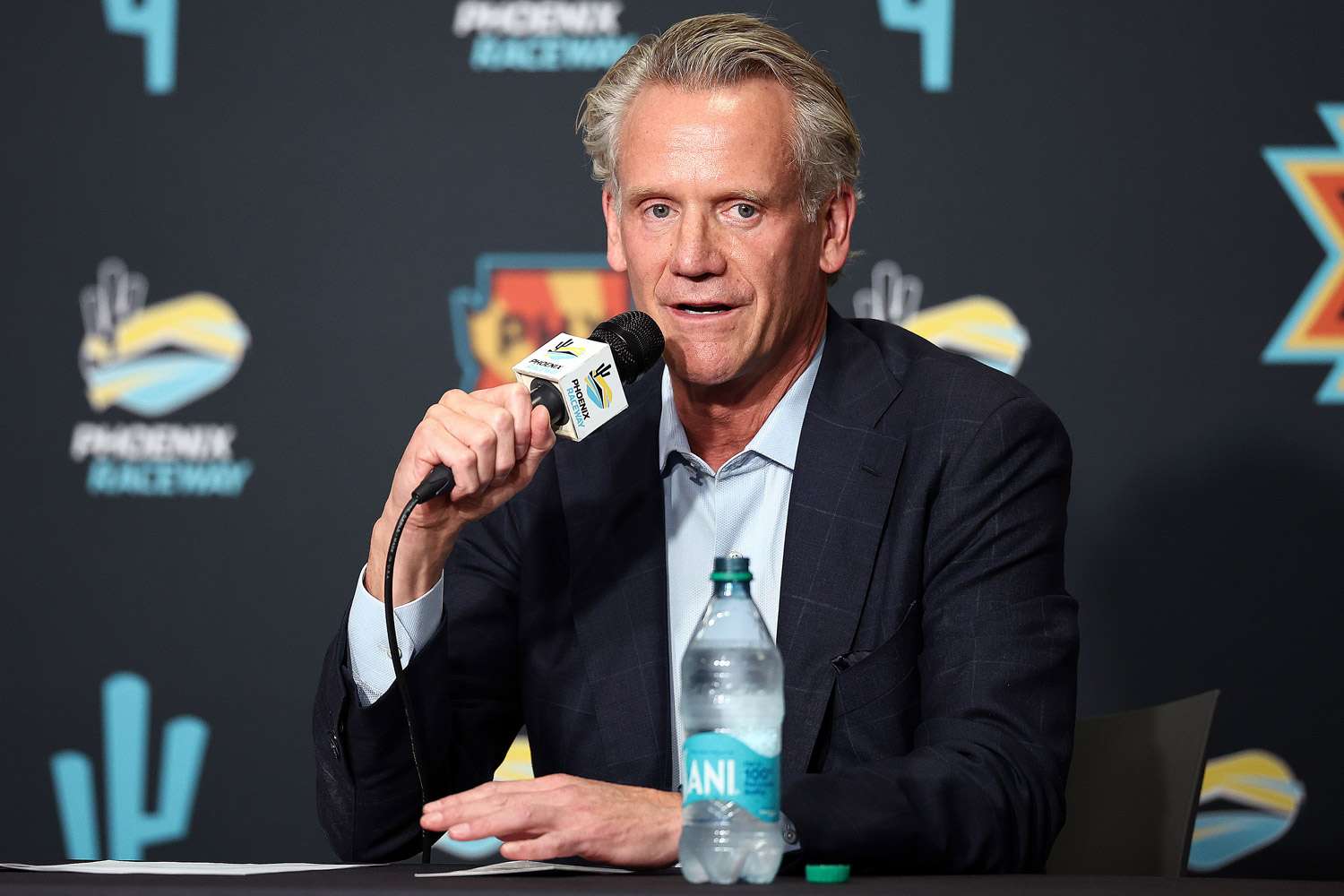 NASCAR Commissioner Resigns After ‘Insensitive’ Texts Revealed in Michael Jordan Trial