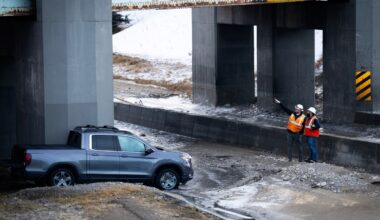 Calgary lifts water restrictions after successful tests on repaired pipe