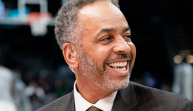 Charlotte Hornets retiring Dell Curry's jersey in March ceremony