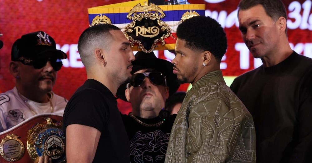 Lopez vs. Stevenson Start Time, Full Fight Card