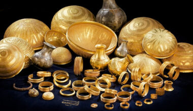 Strange Metal From Beyond Our Planet Spotted in Ancient Treasure Stash : ScienceAlert