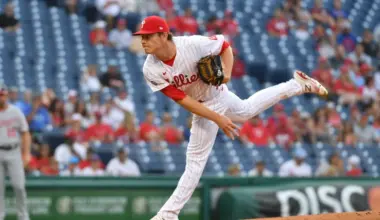 Phillies' former No. 1 prospect stays in Japan rather than return to MLB image