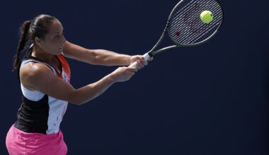 Elisabetta Cocciaretto in action ahead of WTA Hobart.