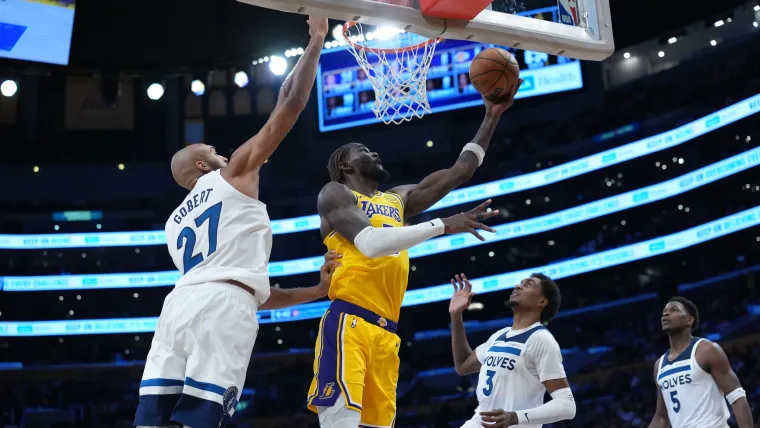 Former NBA champion thinks DeAndre Ayton are holding the Lakers back image