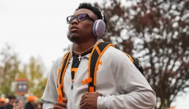 Two Tennessee Volunteers rising in Daniel Jeremiah’s 2026 NFL mock draft image