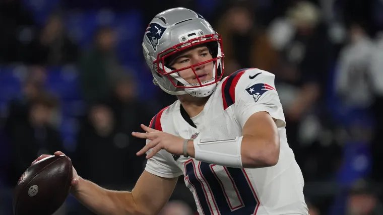 Youngest NFL MVP winners: Where Drake Maye would rank among quickest players to win honor image