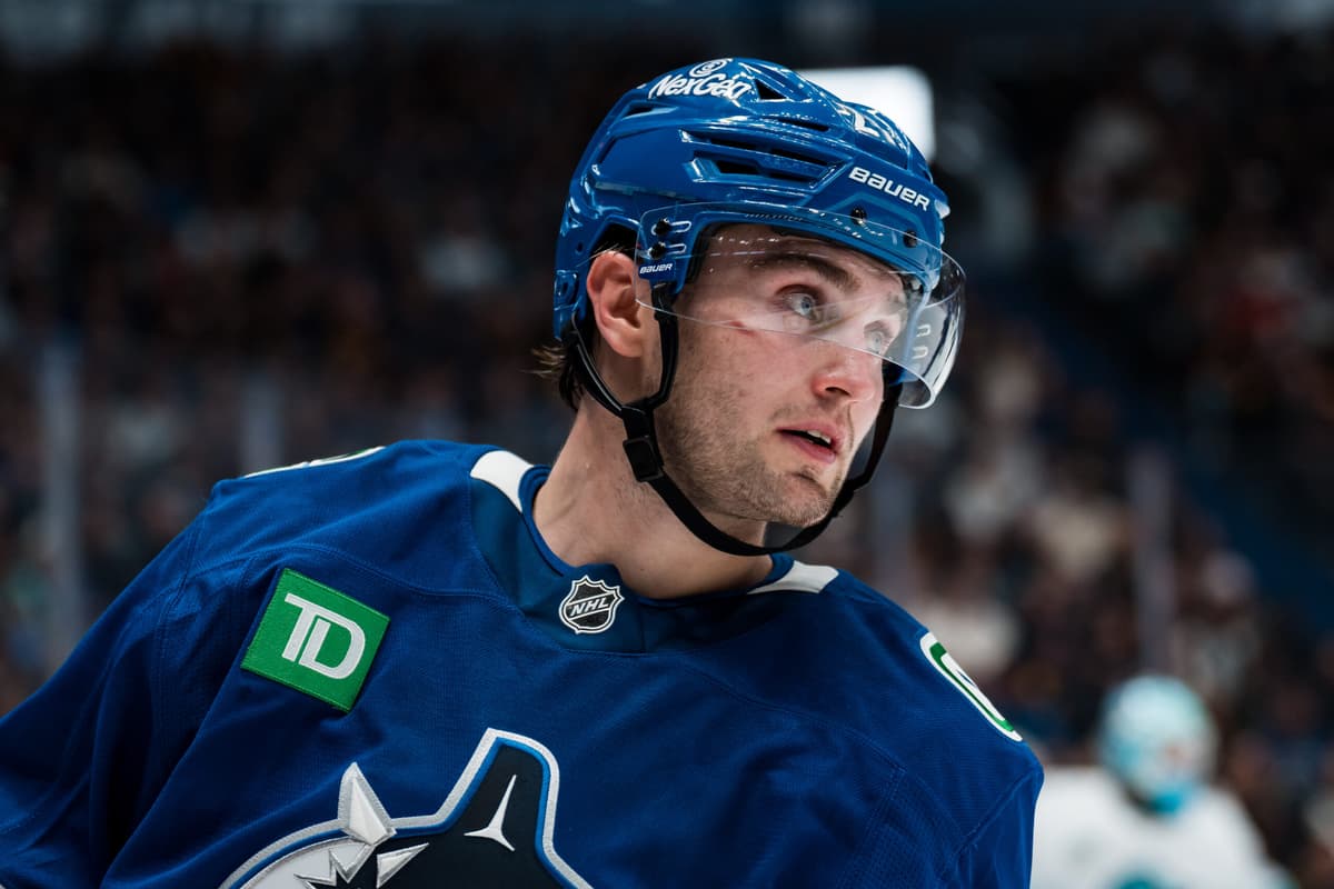 Teams are reportedly calling on Nils Höglander