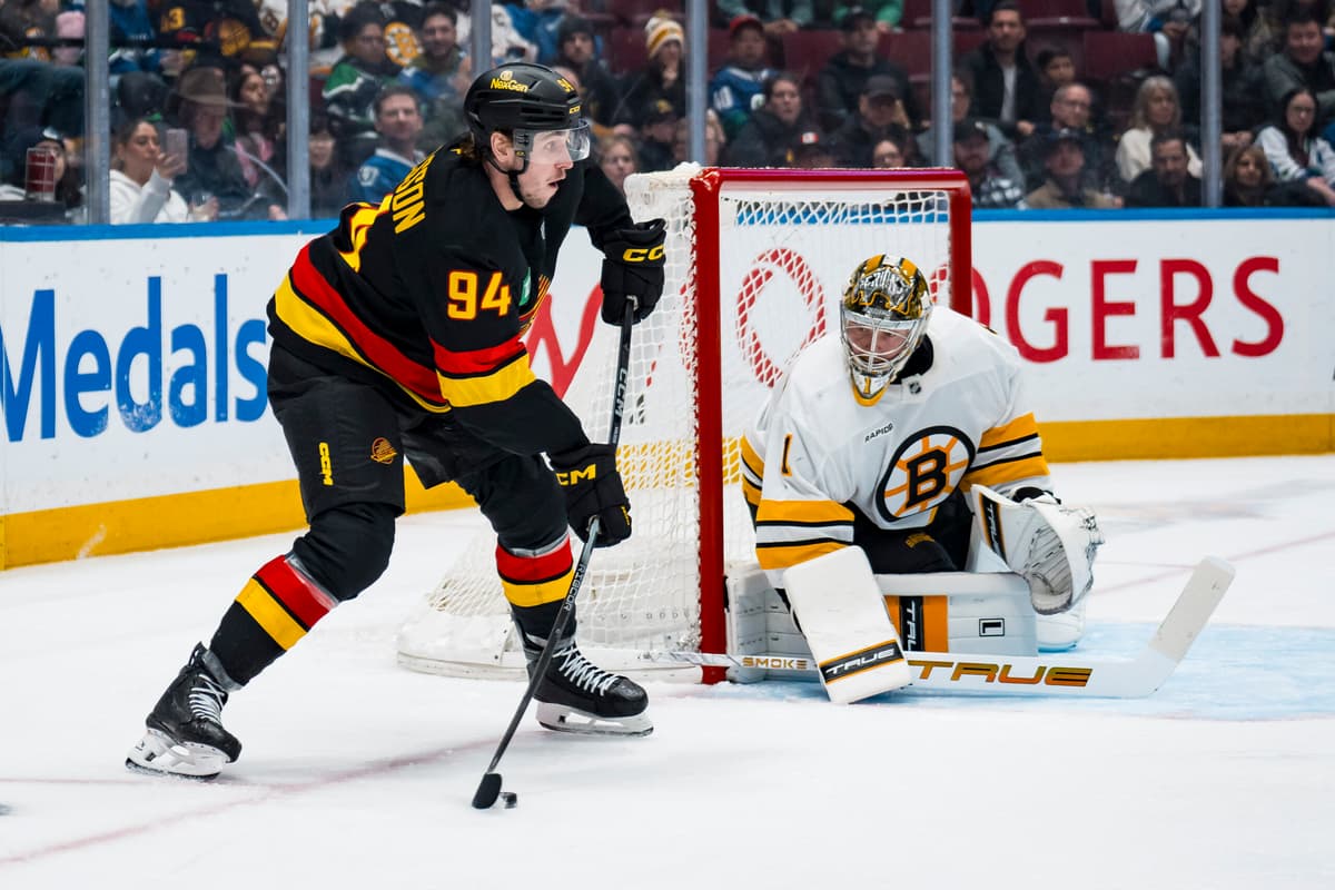 How Lou Lamoriello played a role in the Canucks landing Linus Karlsson