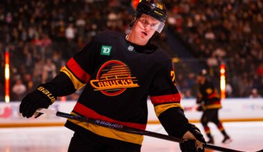 Foote praises pair of young Canucks after win over Ducks