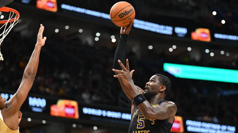 Lakers' Deandre Ayton joins Shaq, Kareem in epic franchise history image