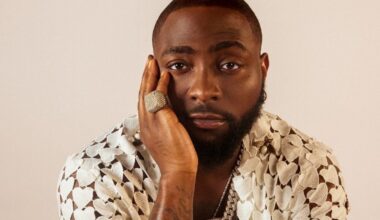 Davido denies alleged daughter in leaked chat, threatens mom