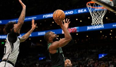 Celtics' Jaylen Brown sounds off on officiating after loss to Spurs
