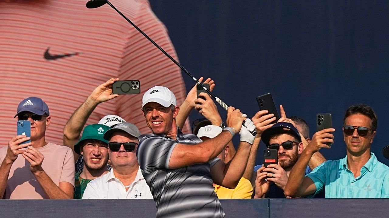 McIlroy leads by one stroke after first round at Dubai Invitational