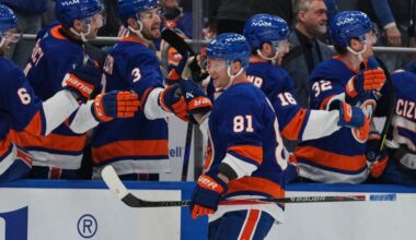 NHL Roundup: Islanders roll past Rangers in Palat’s first game