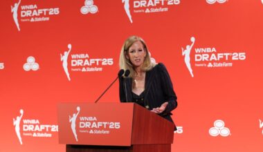 Players and League Still Far From Deal Days Before Deadline