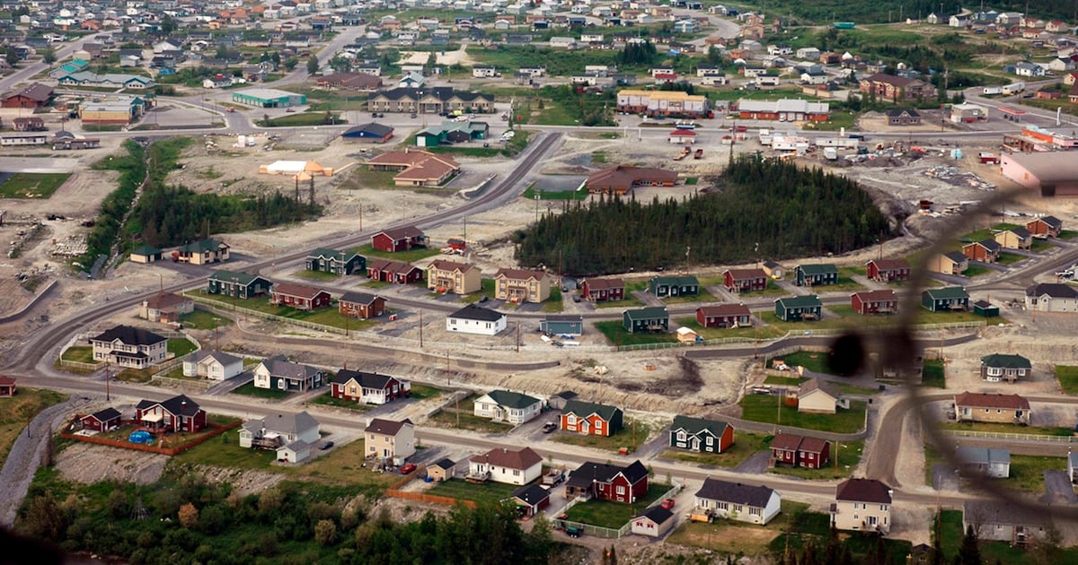 Cree Nation of Mistissini, Que. in lockdown after fatal shootings - CTV News