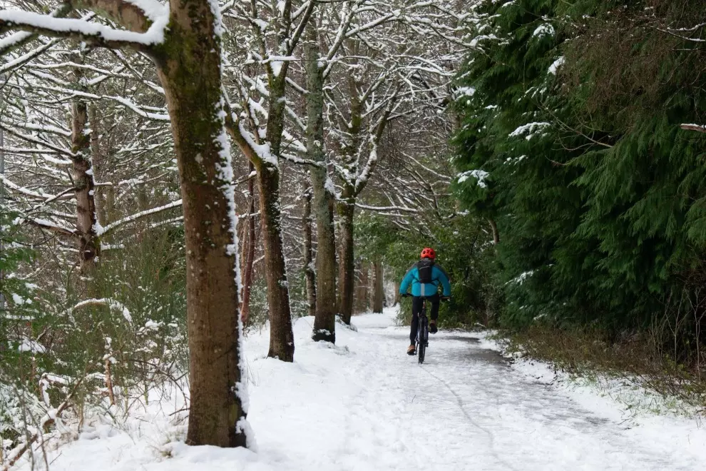 The Best Heated Socks and Heated Insoles for Cycling