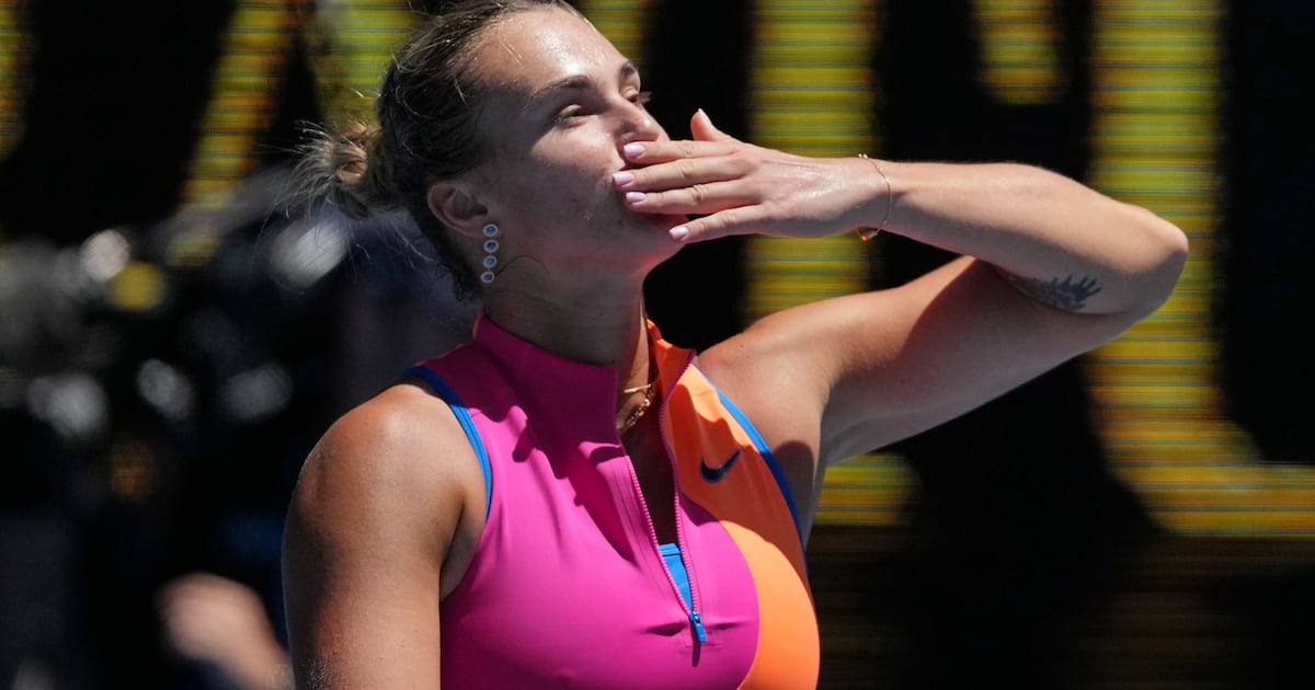 Inconsistent Aryna Sabalenka advances to the fourth round at Australian Open