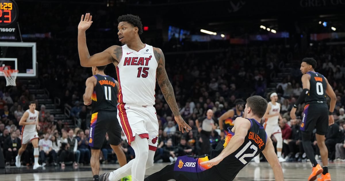Miami Heat beat short-handed Phoenix Suns in short turnaround behind Adebayo's 22 points