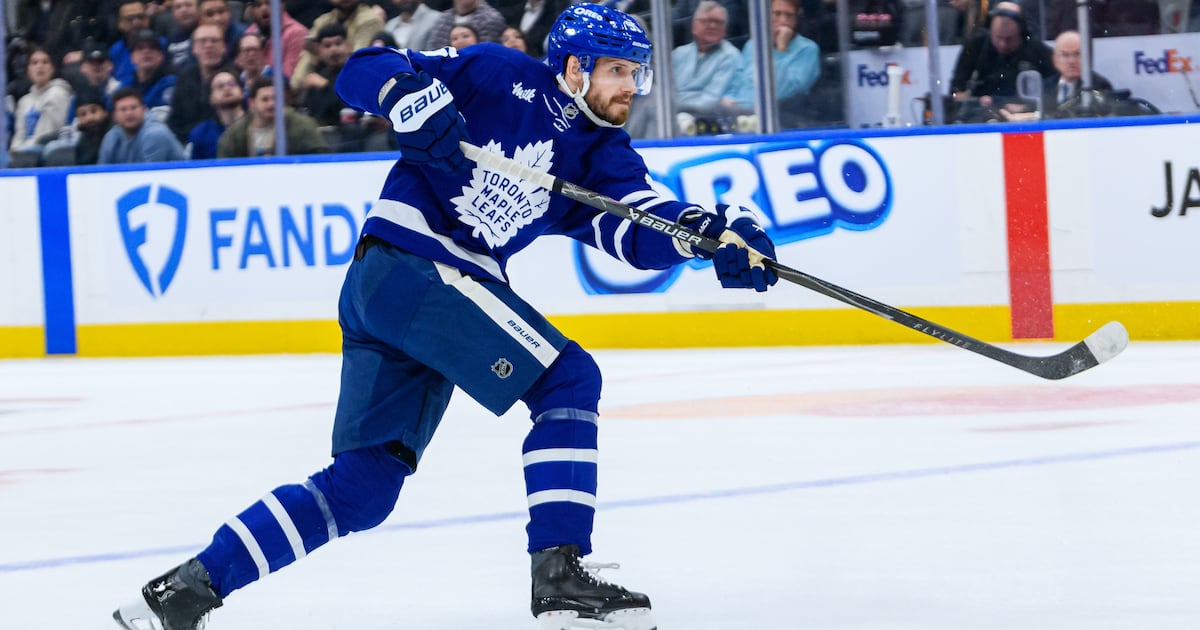 Toronto Maple Leafs’ Oliver Ekman-Larsson suffers lower-body injury vs. Red Wings