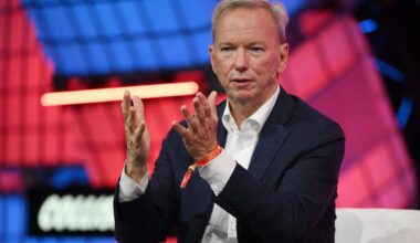 Google ex-CEO Eric Schmidt jumps into the AI data center business with a failed, 150-year-old Texas railroad turned oil giant