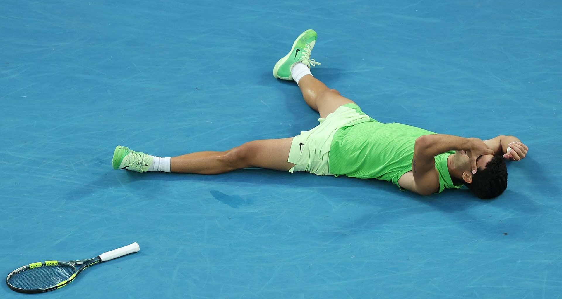 Carlos Alcaraz celebrates after defeating Alexander Zverev in the longest Australian Open semi-final in history.