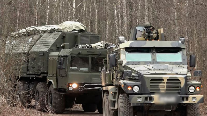 What is the Oreshnik missile, fired by Russia into Ukraine?