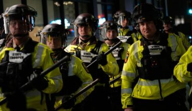 Hundreds of immigration officers headed to Minneapolis as tensions flare amid protests