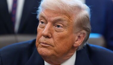 Trump unveils health care plan aimed at lowering costs