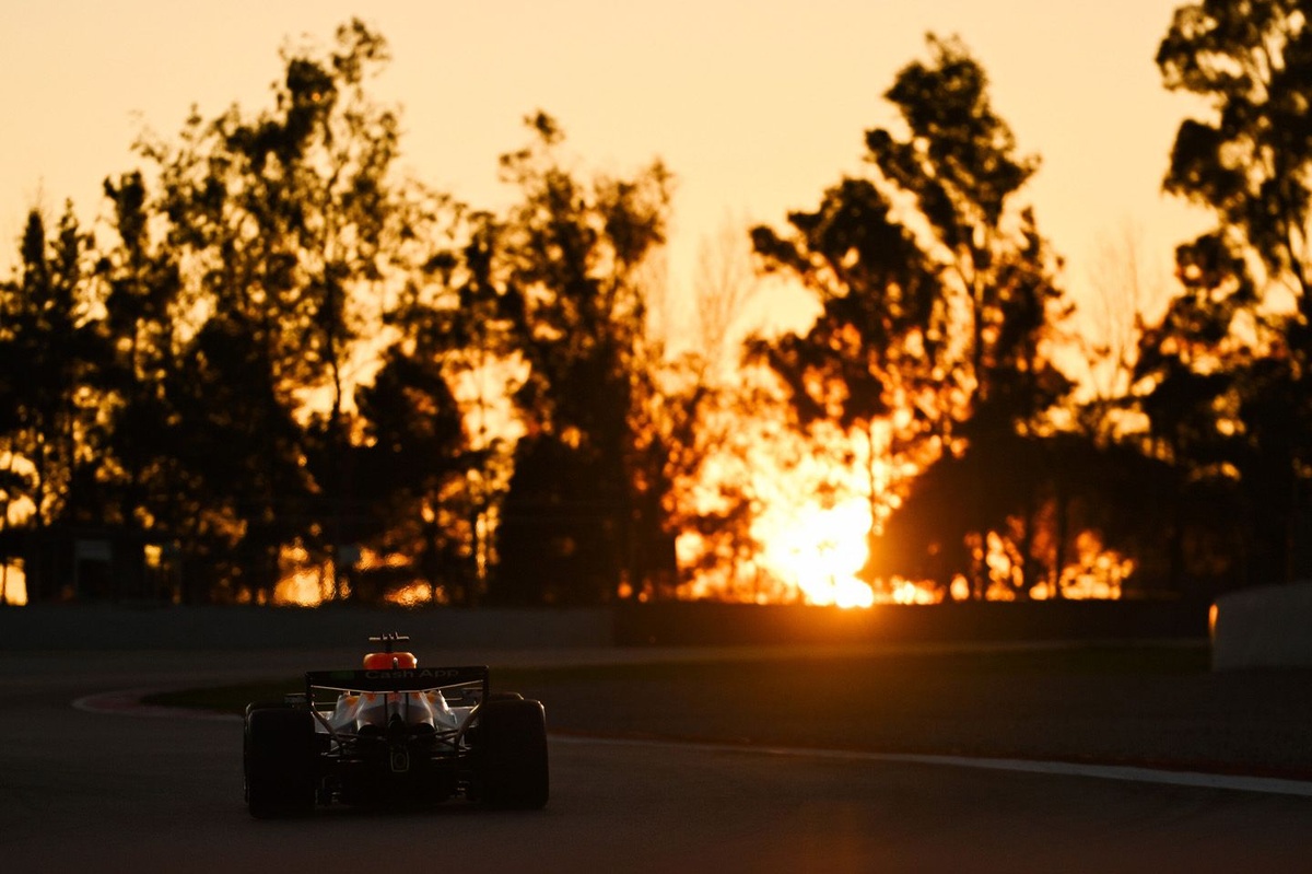 LIVE: F1 Barcelona pre-season testing - Day 4 | Live text