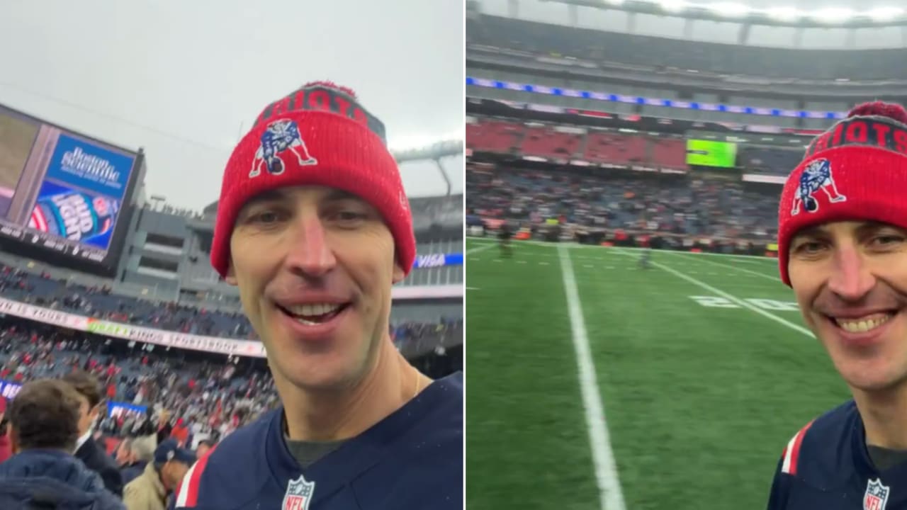 Bruins legend Chara shows support for Patriots in AFC semifinals