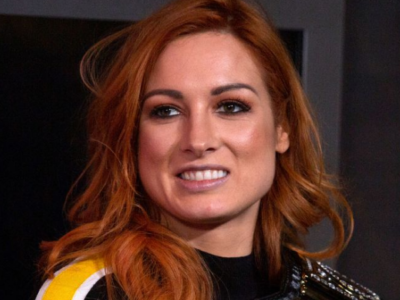 WWE personality says he was ejected from the ringside area at RAW by Becky Lynch