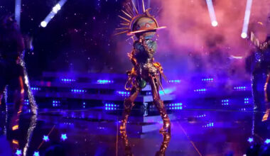 Masked Singer fans are convinced Galaxy Girl is Ashlee Simpson after spotting 5 tell-tale clues