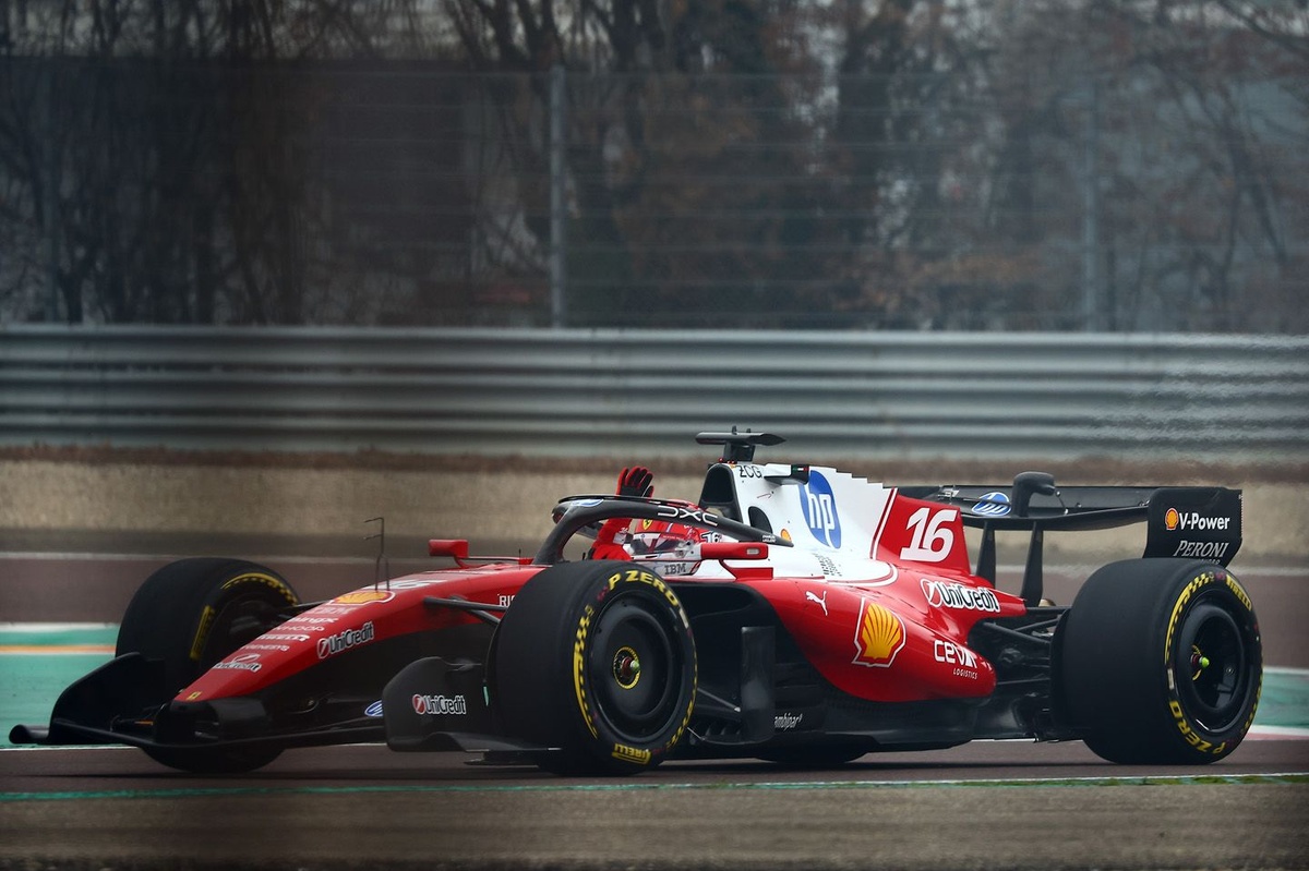 LIVE: F1 Barcelona pre-season testing - Day 1 | Live text