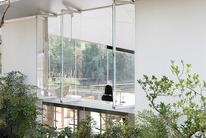 chongqing luxerivers cafe 6