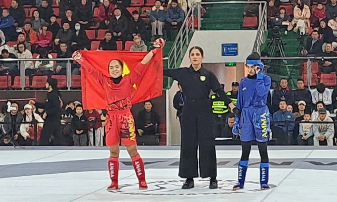 ‘Cô giáo nhu thuật’ Việt Nam giành HC vàng MMA châu Á