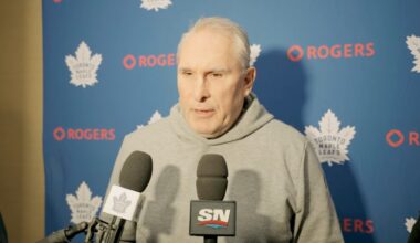 "Just don't reach there... Go through the guy, and it's an easy play"