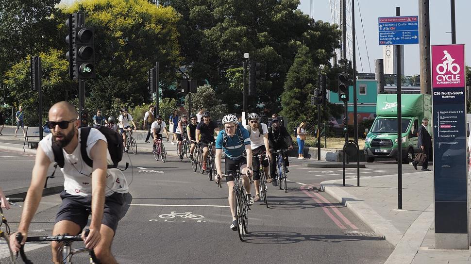 London cyclists use Superhighway 6 at Blackfriars