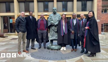 Sunderland Hospital students first to graduate from kidney course