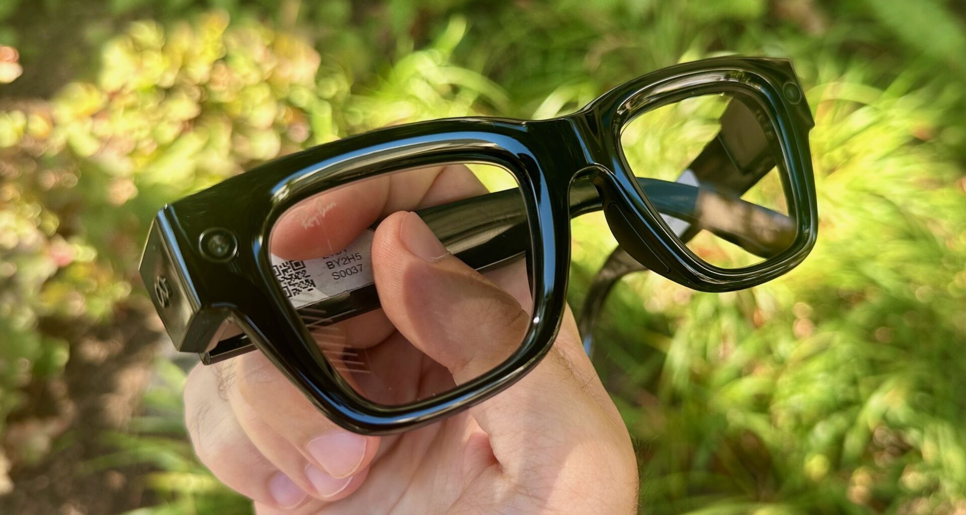 Meta delays international availability for Ray-Ban Display glasses