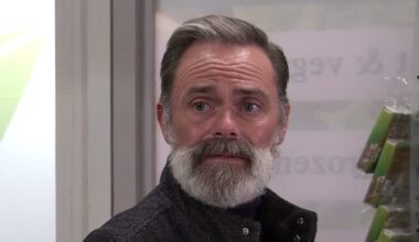 Coronation Street star says final goodbye to soap after tragic funeral scenes