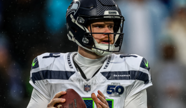 NFL Week 18 incentives, milestones: Sam Darnold, Aaron Rodgers lead opportunities